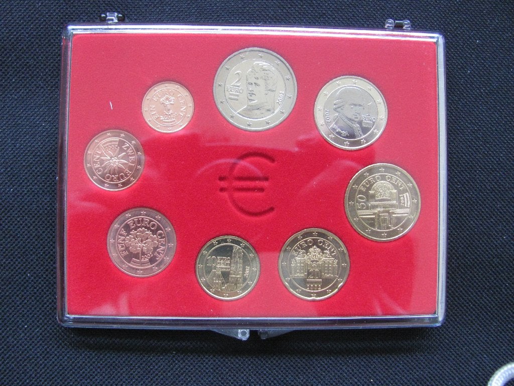 Set euromunten Oostenrijk 2002 UNC in cassette, Ophalen of Verzenden, Oostenrijk, Overige waardes