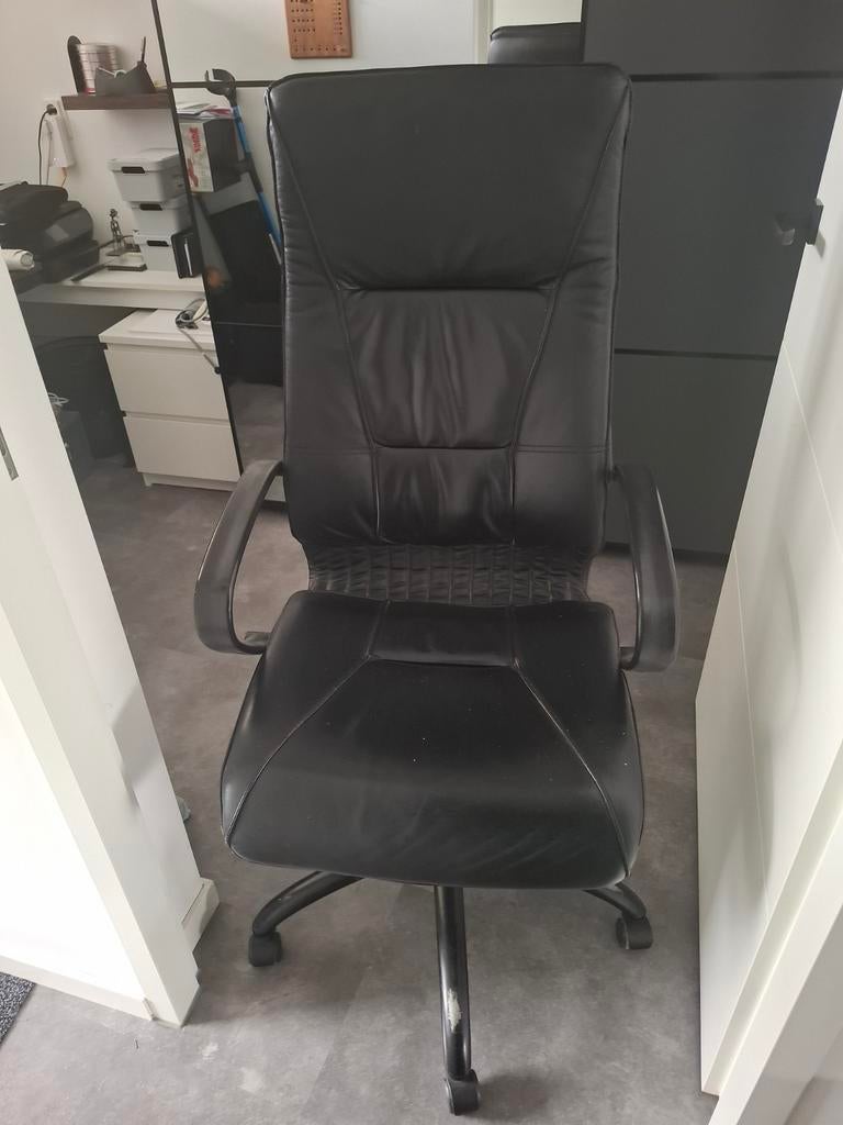 Bureaustoel zwart, Ophalen, Ergonomisch, Gebruikt, Zwart