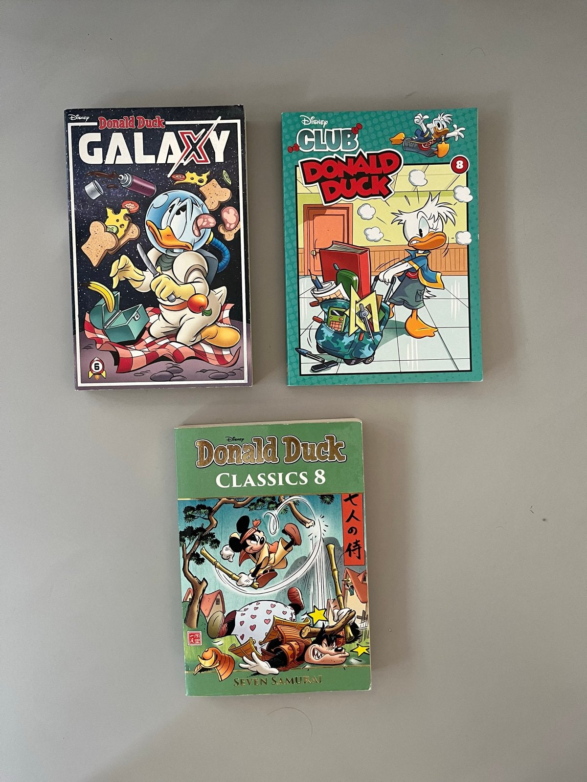 Donald Duck Pockets: Galaxy, Club Donald Duck & Classics 8, Meerdere stripboeken, Ophalen of Verzenden, Gelezen