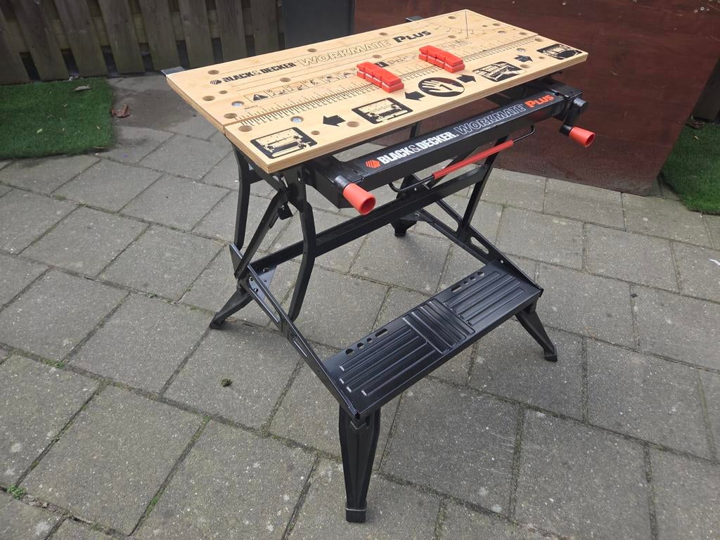 Werkbank Black & Decker in nieuwstaat, Ophalen, Zo goed als nieuw, 120 tot 170 cm, Inklapbaar