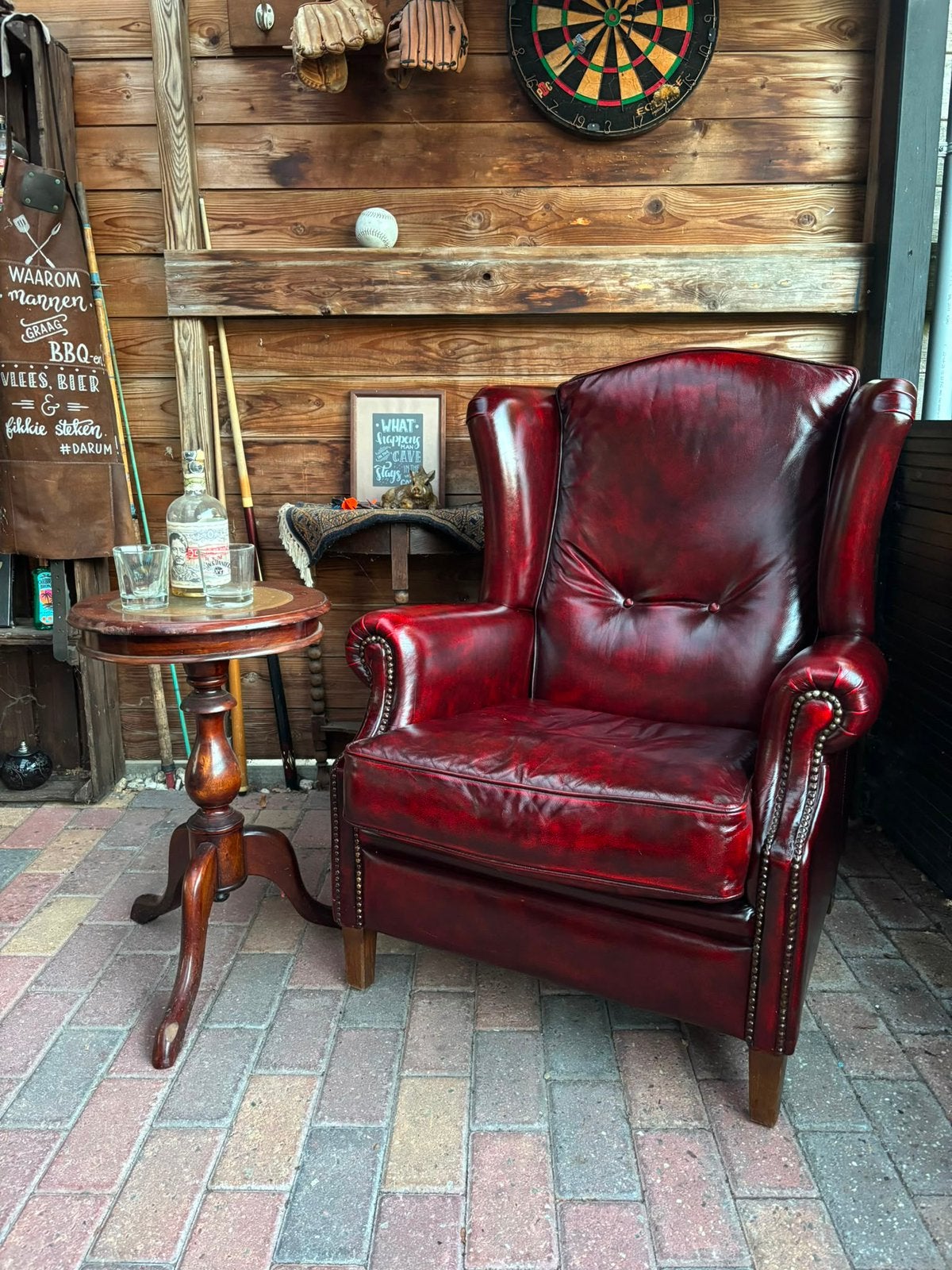 Chesterfield Oorfauteuil in Oxblood red, Huis en Inrichting, Fauteuils, Ophalen of Verzenden, Zo goed als nieuw, 75 tot 100 cm