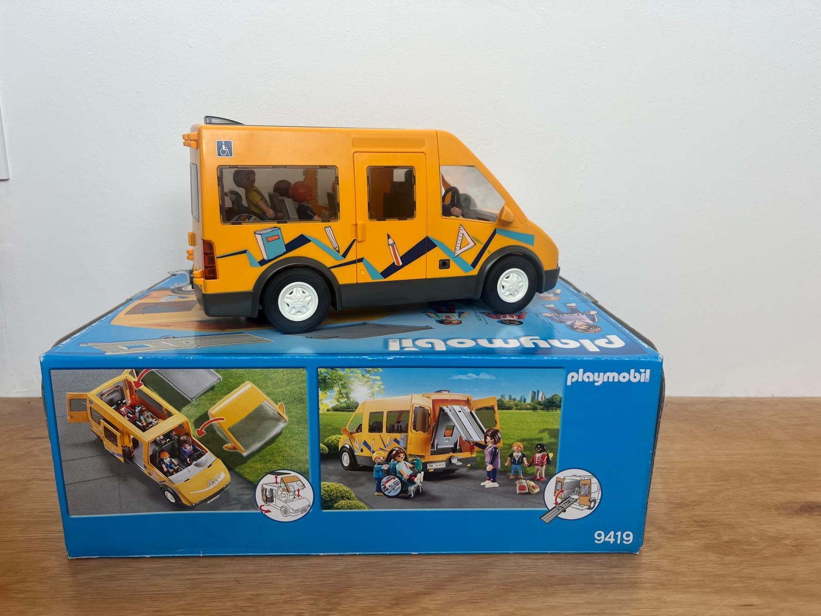 Playmobil 9419 schoolbus rolstoelbus, Ophalen of Verzenden, Zo goed als nieuw, Complete set