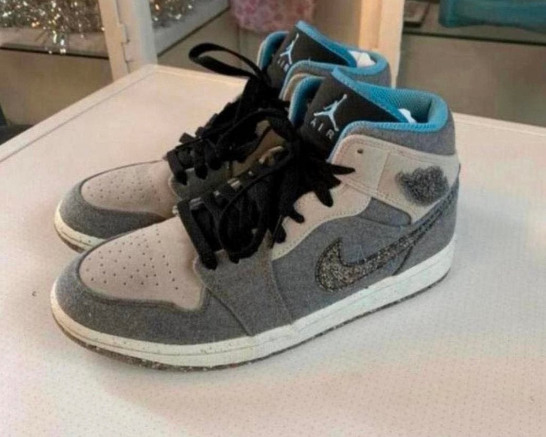 NIKE AIR JORDAN 1 MID CRATER GREY UNIVERSITY BLUE SNEAKERS, Verzenden