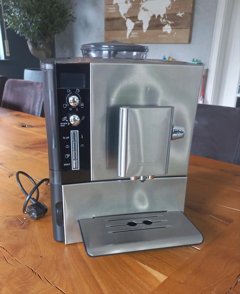 Siemens EQ.5 steel edition koffiemachine, Ophalen, Gebruikt, Koffiemachine, 1 kopje