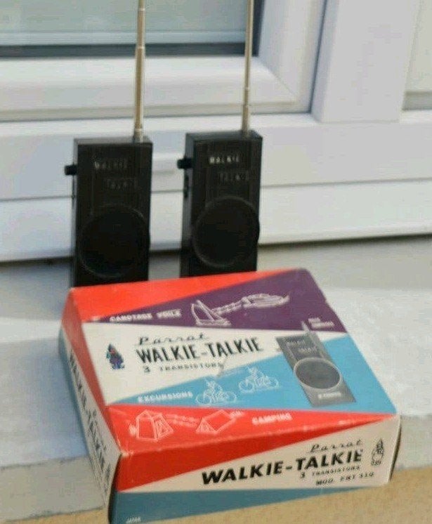 Vintage  parrat Walkie-Talkie Set - Perfect voor Verzamelaar, Telecommunicatie, Ophalen of Verzenden, Gebruikt, Minder dan 2 km