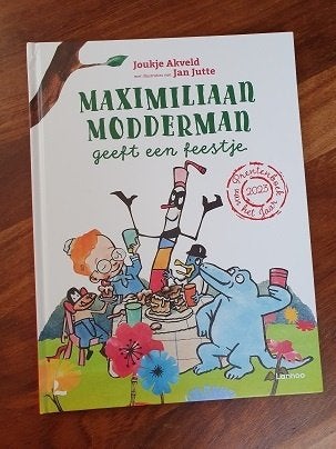 Maximiliaan Modderman geeft een feestje van Jopukje Akveld  , Ophalen of Verzenden, Zo goed als nieuw, Fictie algemeen
