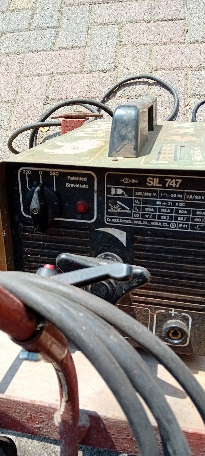 las apparaat compleet met nog wat elektroden., Ophalen, Minder dan 150 ampère, Elektroden