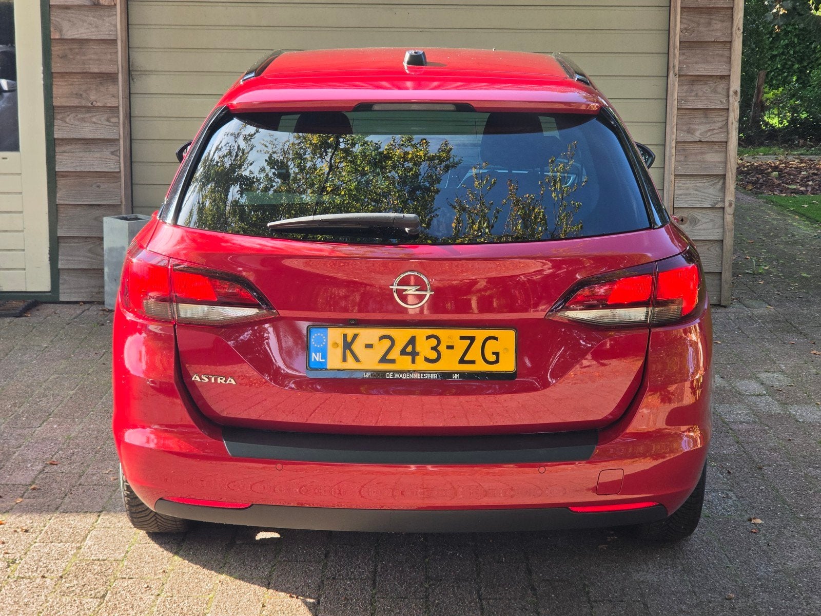 Opel Astra 1.2 Turbo 110pk NAP Camera Navigatie LED 1e eig!, Auto's, Voorwielaandrijving, Dealer onderhouden, Stof, Zwart