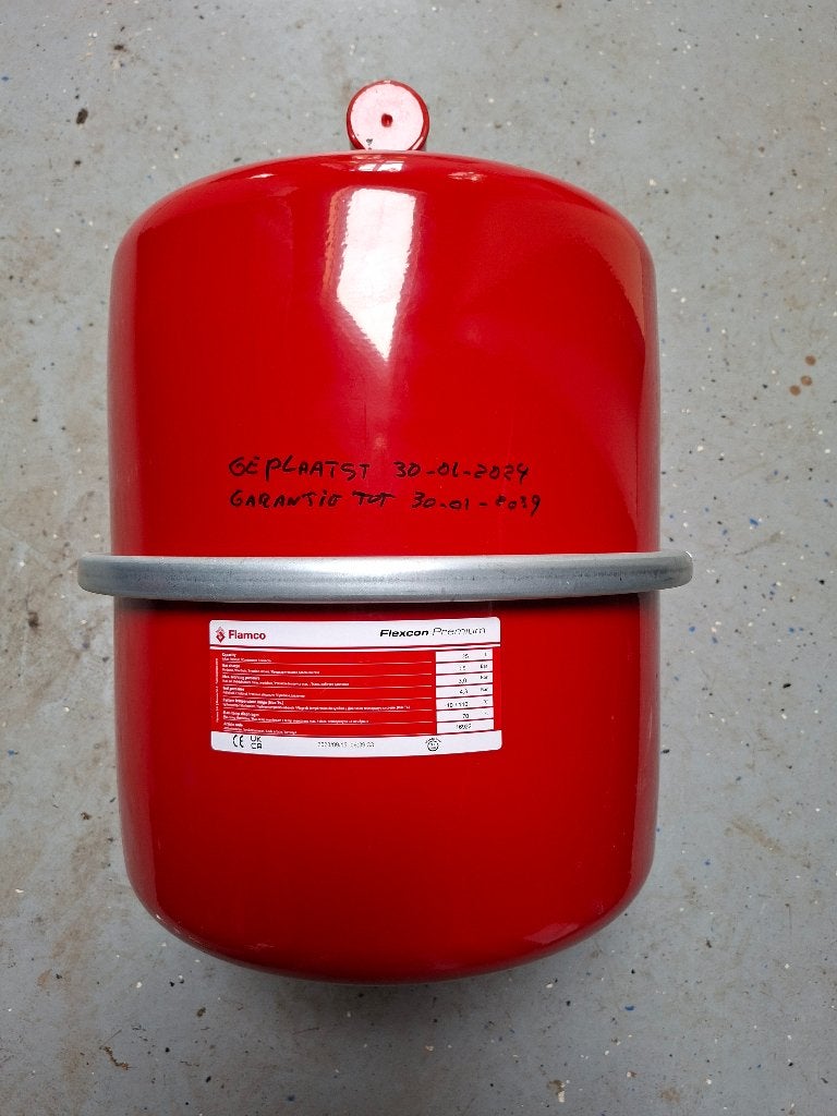 Expansievat, Ophalen, 30 tot 80 cm, Gebruikt, Overige typen