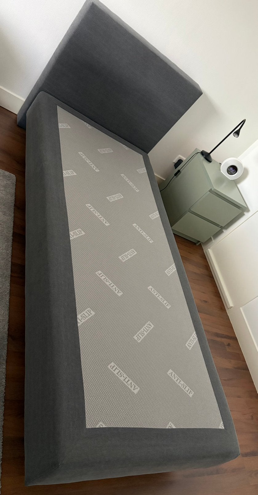 Grijze boxspring 90x210 cm in goede staat, Ophalen, Strak, Gebruikt, 90 cm