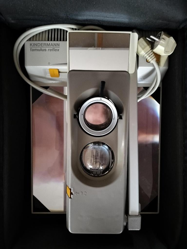 Draagbare Kindermann Famulus Reflex Projector, Overige technologieën, Kindermann, Ophalen of Verzenden, Zo goed als nieuw