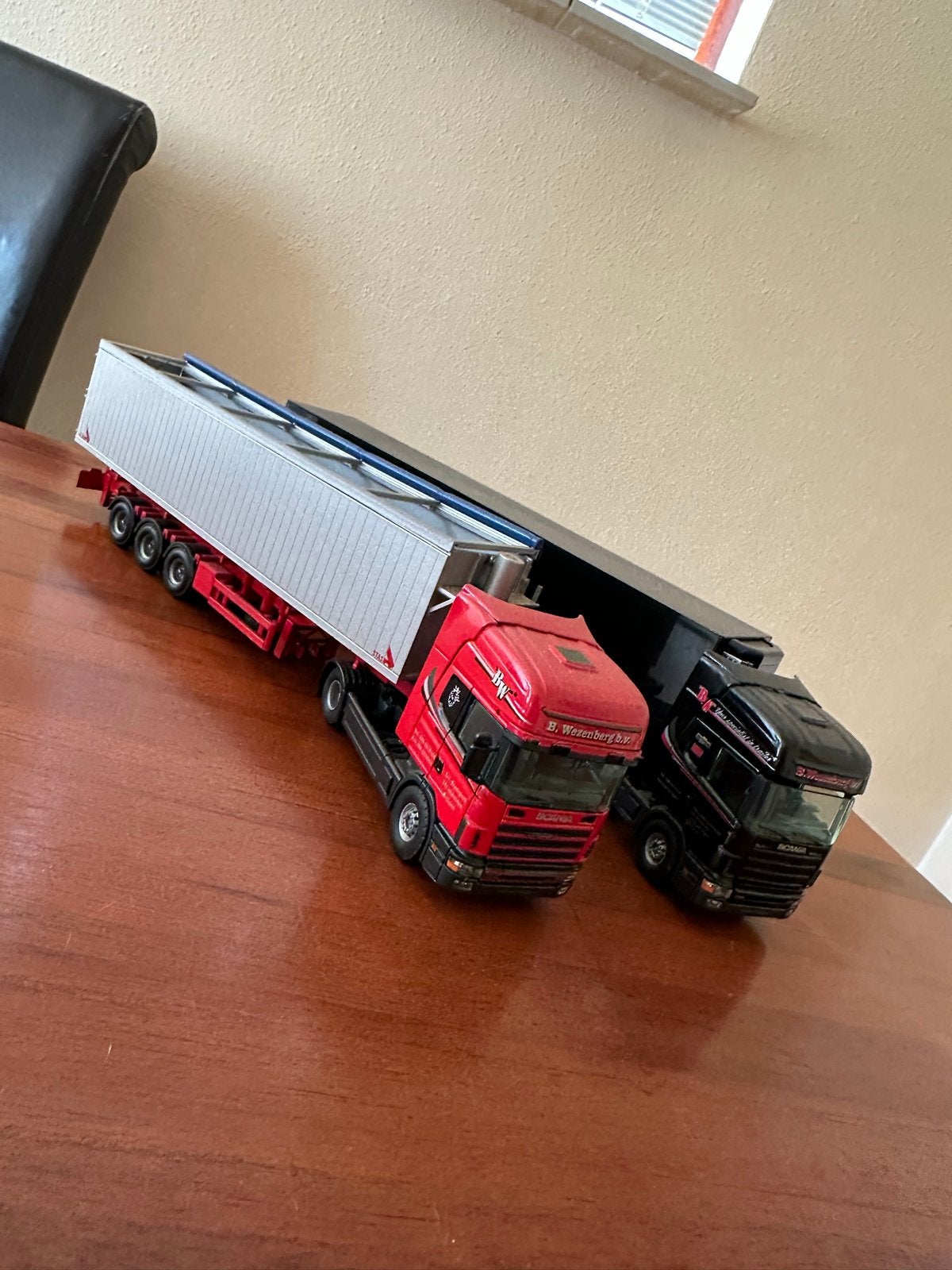 Wezenberg Scania 2x, Ophalen of Verzenden, Gebruikt