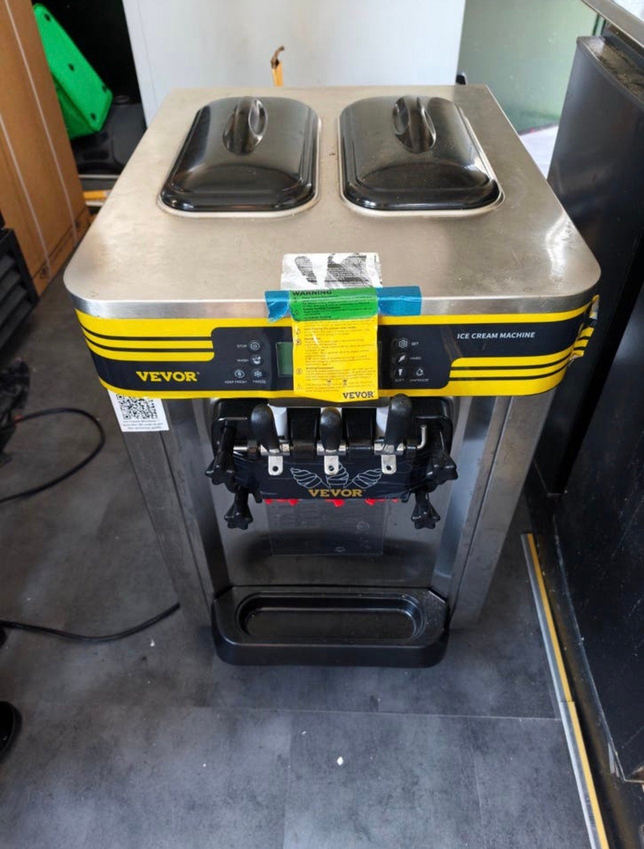 Vevor Commerciële IJsmachine, Ophalen, Gebruikt