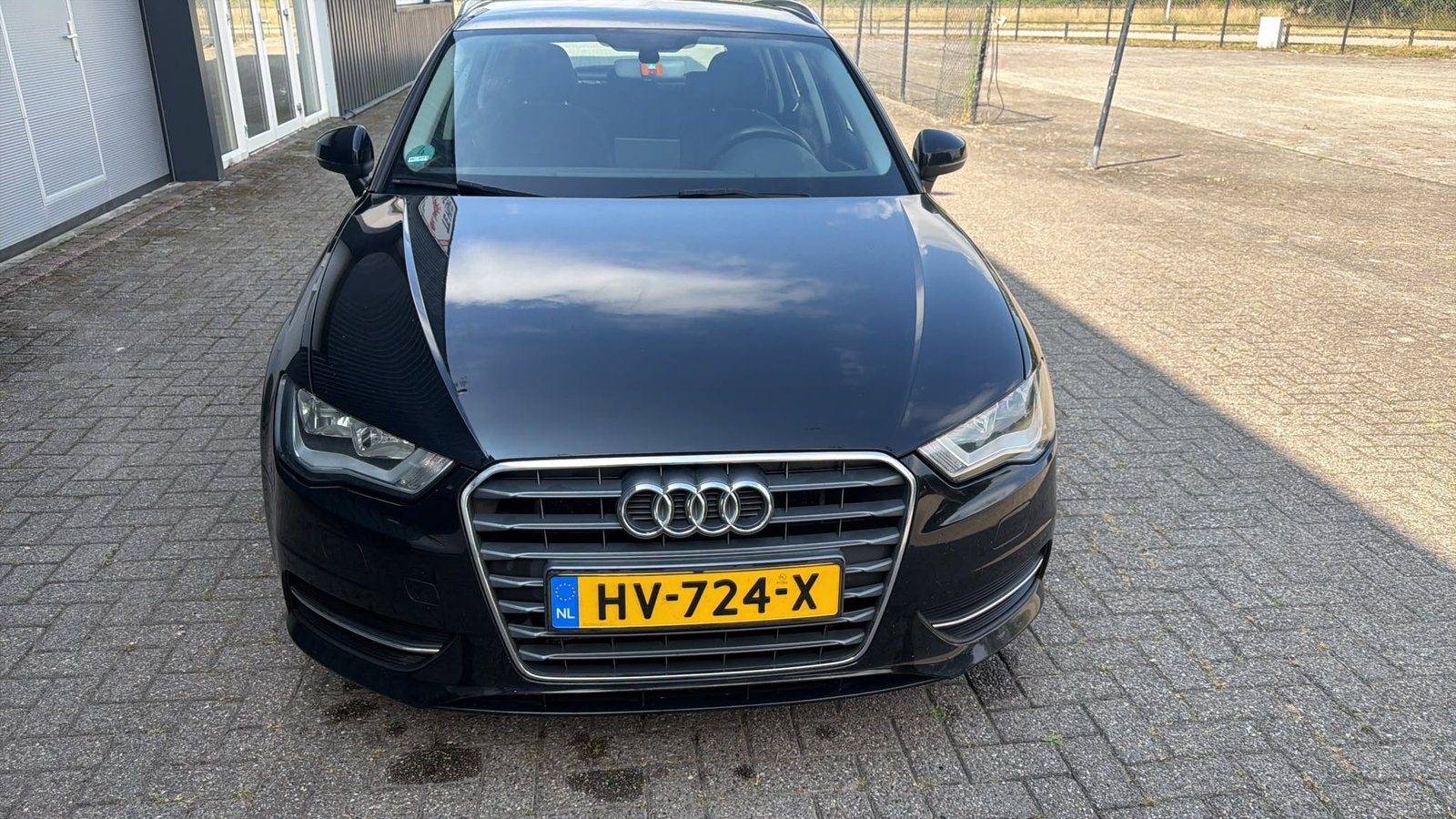 Audi A3 1.2 Tfsi 81KW Sportback 2016 Zwart NETTE AUTO, Voorwielaandrijving, Stof, 4 cilinders, 620 kg