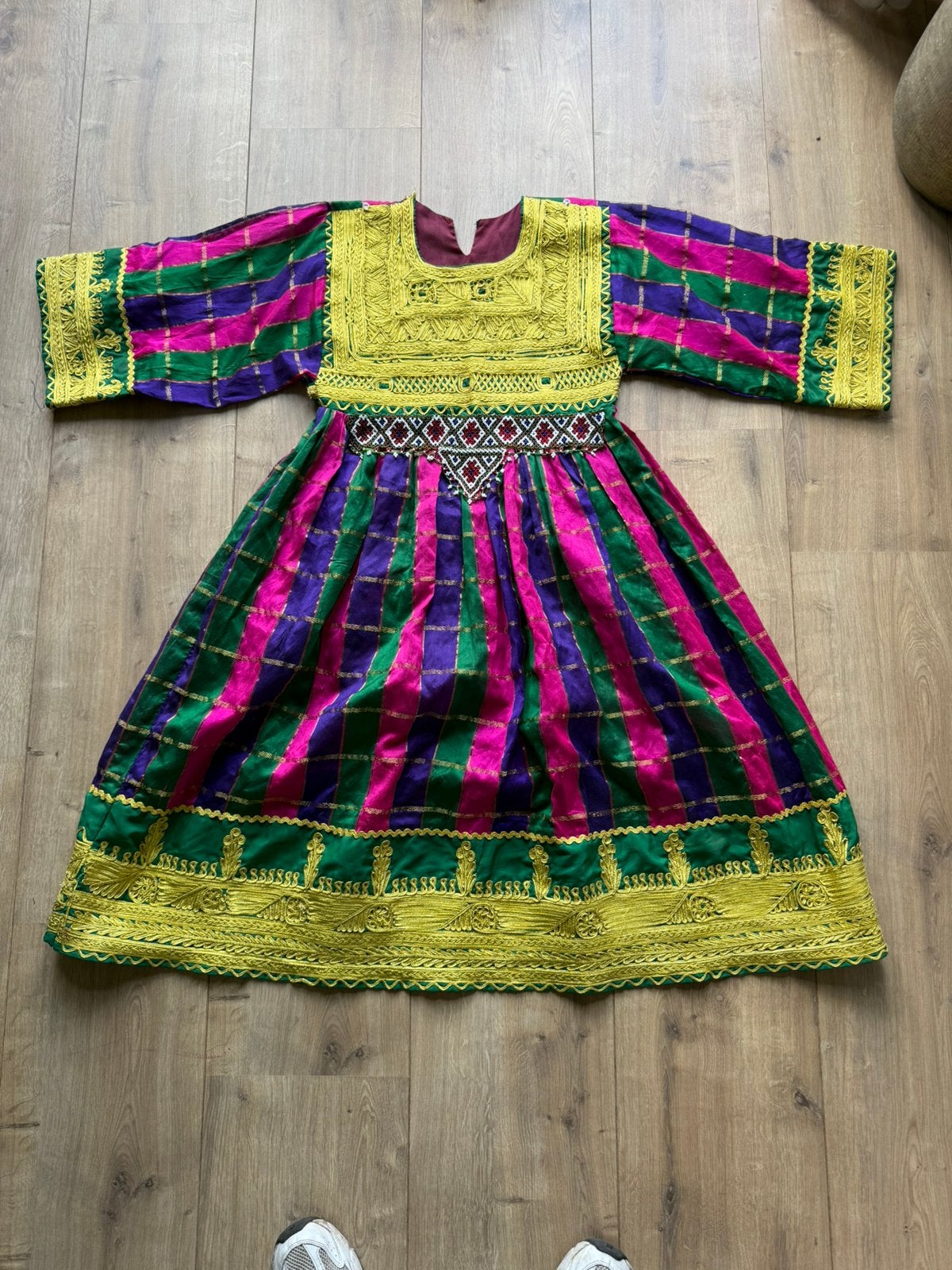 Afghaanse Kuchi jurk, Handgemaakt, S/M, Attan Gand-e-Afghani, Kleding | Dames, Ophalen of Verzenden, Zo goed als nieuw, Maat 36 (S)