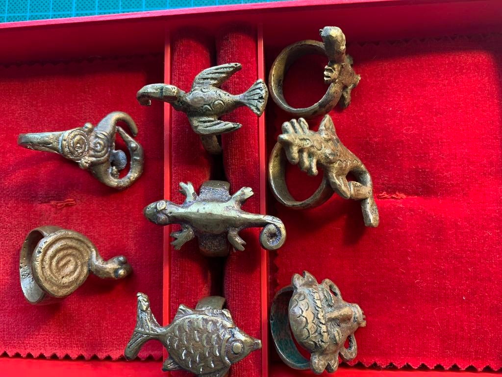 7 Grote koperen ringen., Antiek en Kunst, Ophalen of Verzenden