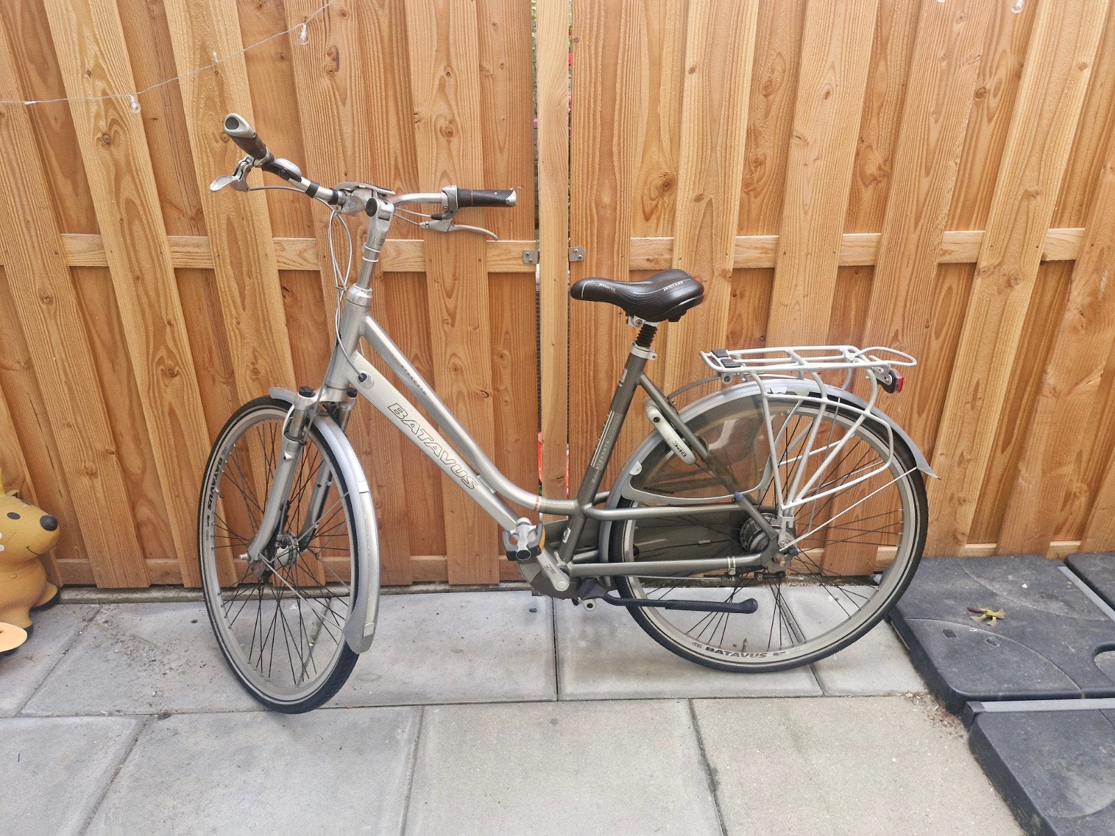 Batavus Damesfiets - Comfortabel en Betrouwbaar, Fietsen en Brommers, Fietsen | Dames | Damesfietsen, Gebruikt, Velgrem, Versnellingen