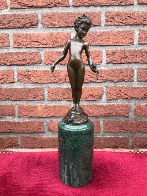 verfijnd bronzen beeld, meisje met roos, Antiek en Kunst, Antiek | Koper en Brons, Ophalen of Verzenden, Brons