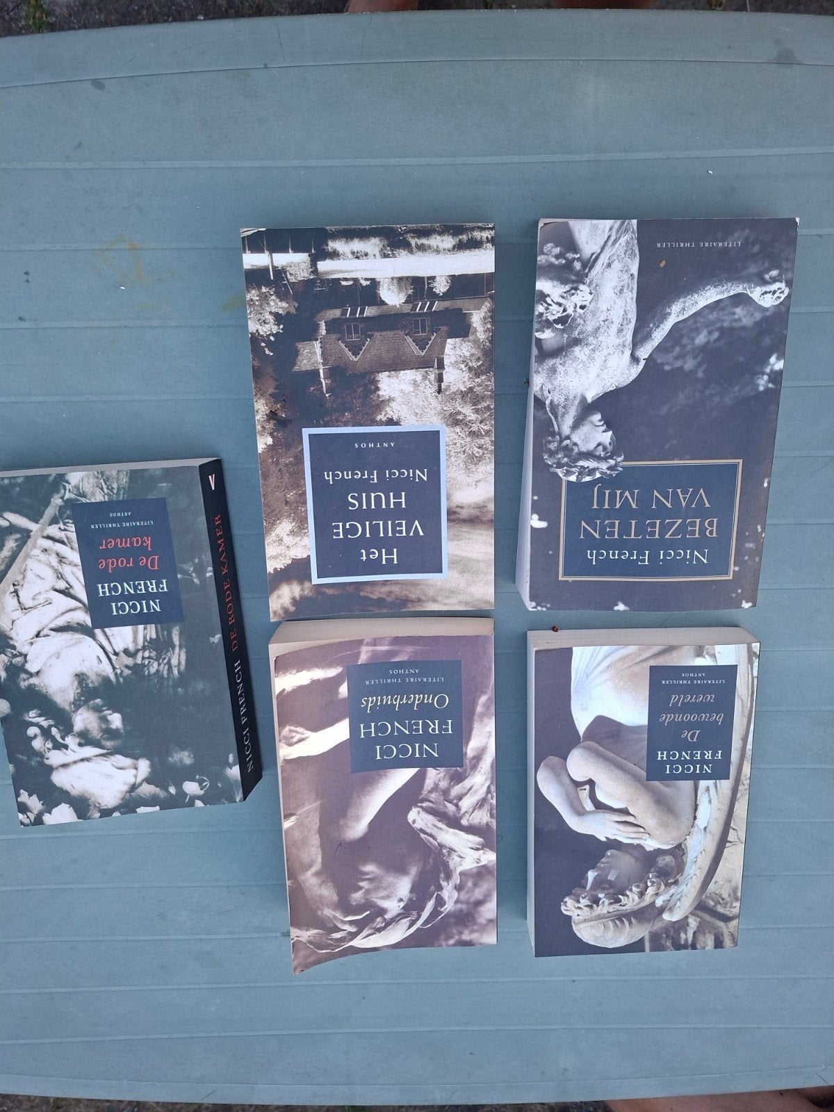 5x Nicci French, Ophalen of Verzenden, Zo goed als nieuw