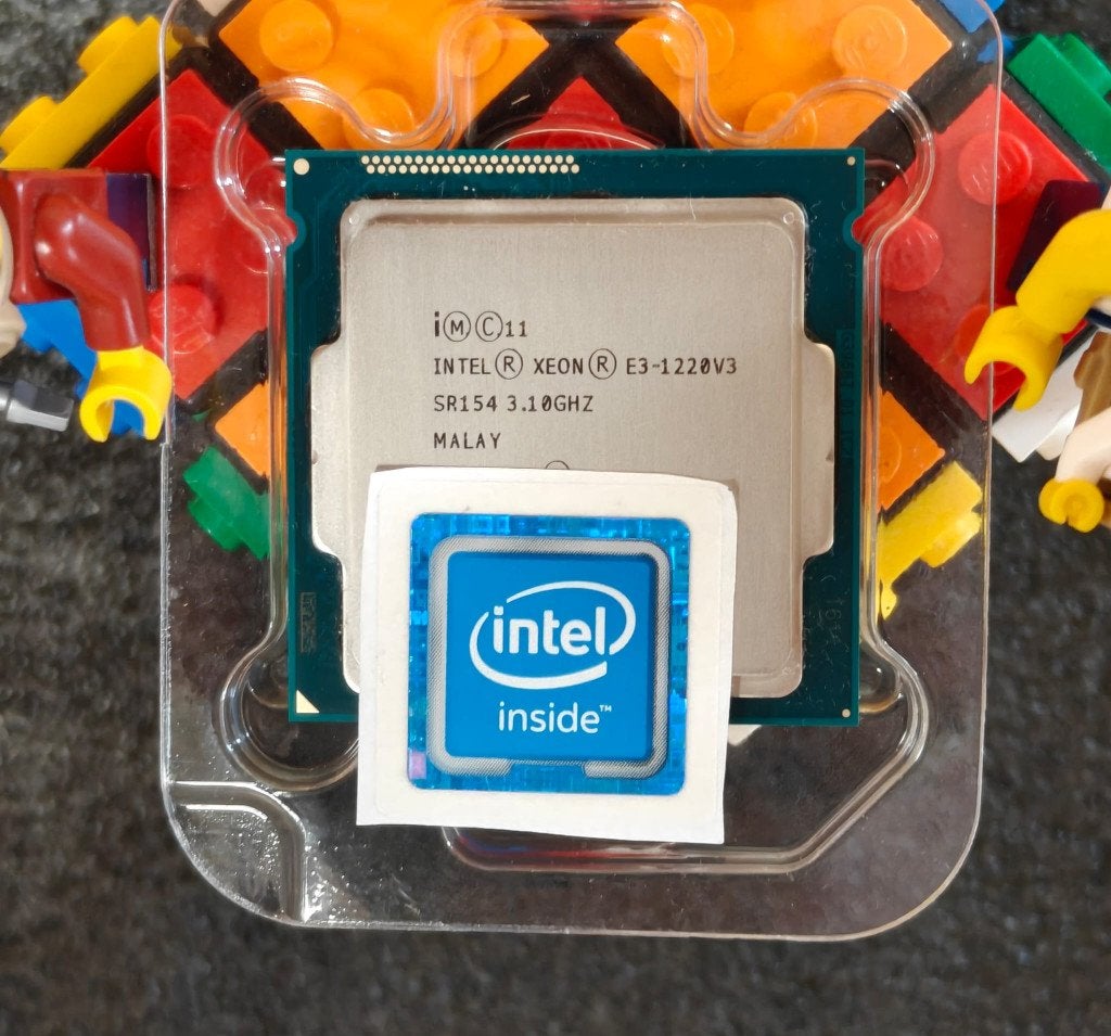 Intel Xeon E3-1220 V3 Processor, Computers en Software, Processors, 4-core, Intel Xeon, Ophalen of Verzenden, Zo goed als nieuw