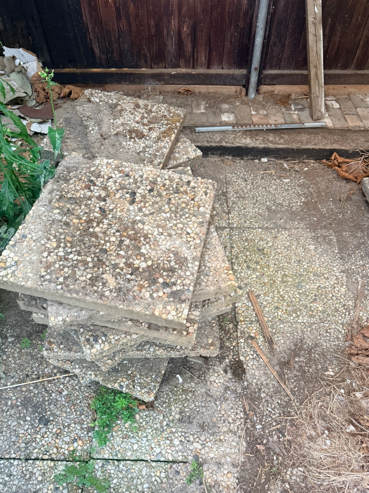 Gratis 8x 60x40 grindtegels en 13x 50x50 grindtegels., Tuin en Terras, Tegels en Klinkers, Ophalen, Gebruikt, Beton, Terrastegels