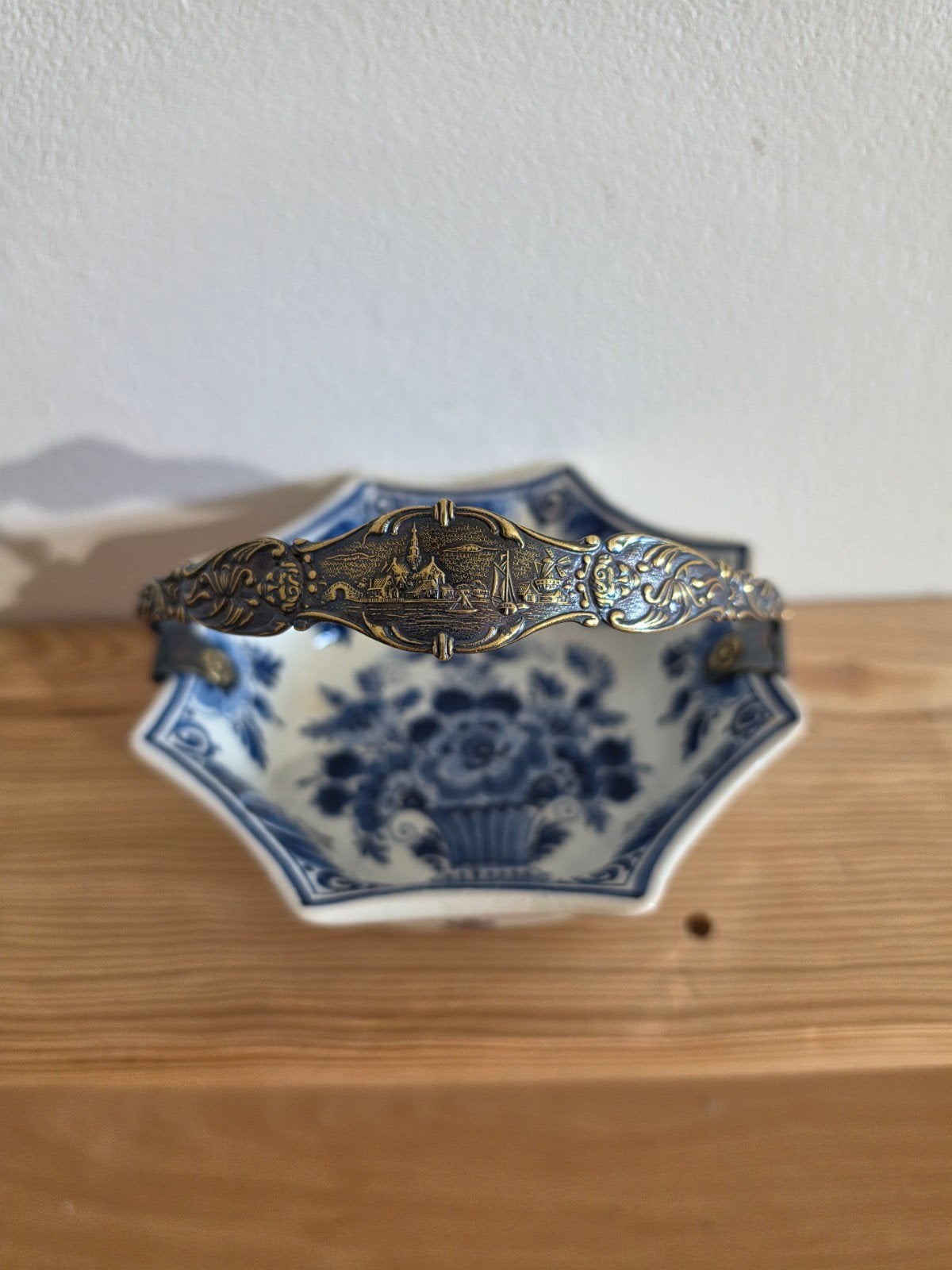 Vintage Elesva Delfts Blauw siermandje – handbeschilderd, Ophalen of Verzenden