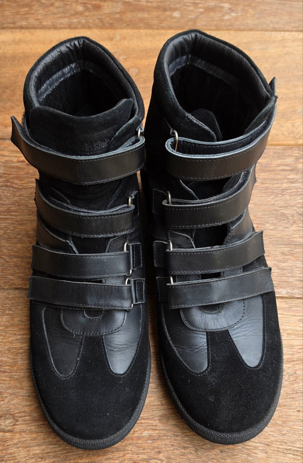 Calvin Klein hoge boots van suède en leer maat 45, Kleding | Dames, Schoenen, Hoge laarzen, Zwart, Ophalen of Verzenden, Zo goed als nieuw