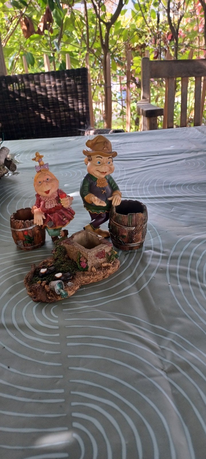 Efteling beeldjes: Pardoes en Pardijn met tonnen, Verzamelen, Ophalen of Verzenden, Gebruikt, Beeldje of Poppetje