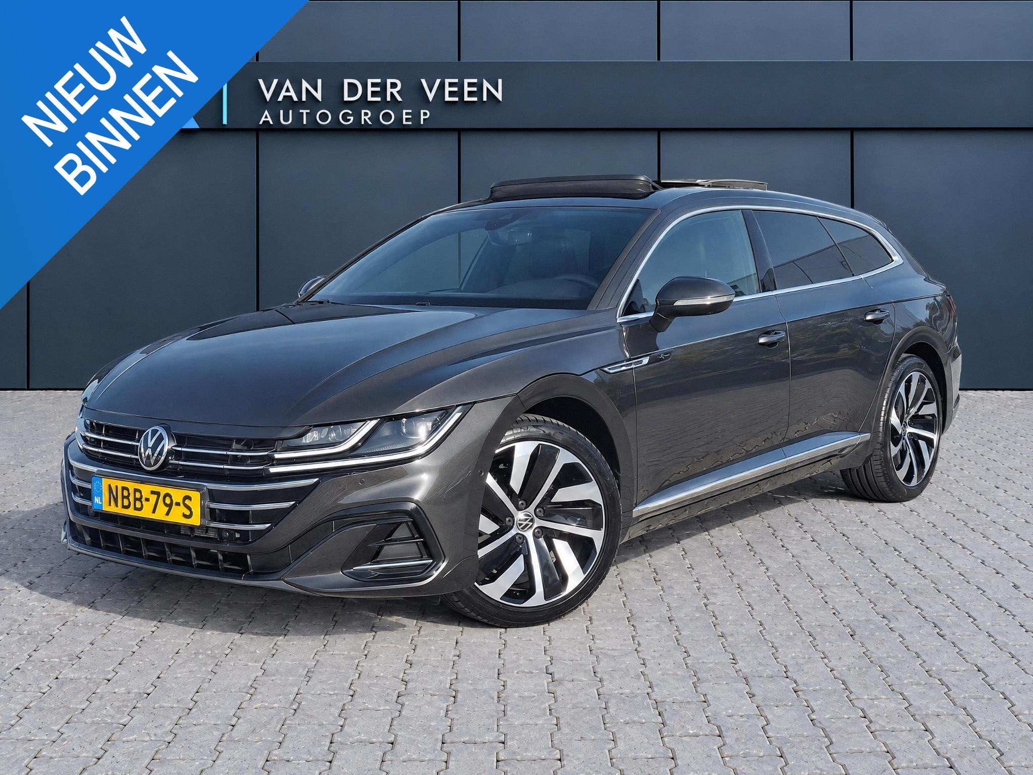 Volkswagen Arteon Shooting Brake 1.4 TSI eHybrid R-Line Busi, Auto's, Arteon, Gebruikt, Verwarmde buitenspiegels, 1600 kg