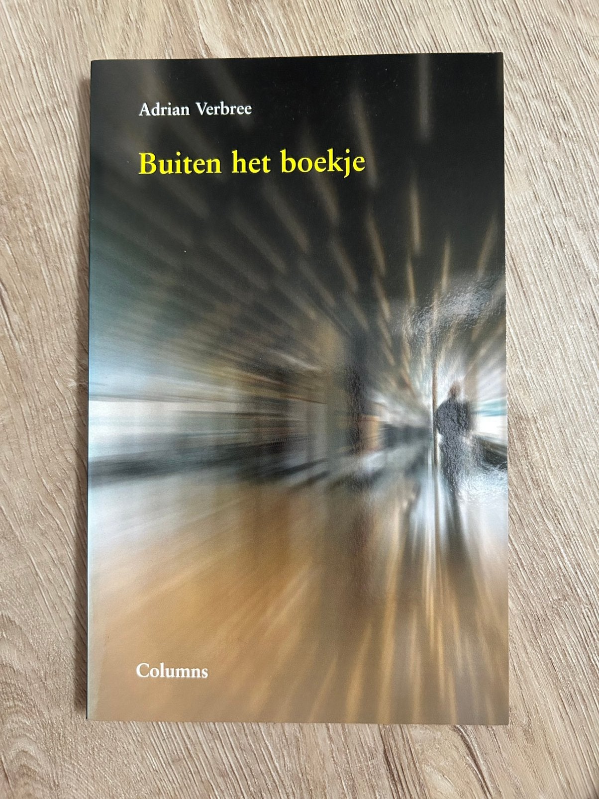 Buiten het boekje van Adrian Verbree, Ophalen of Verzenden, Zo goed als nieuw