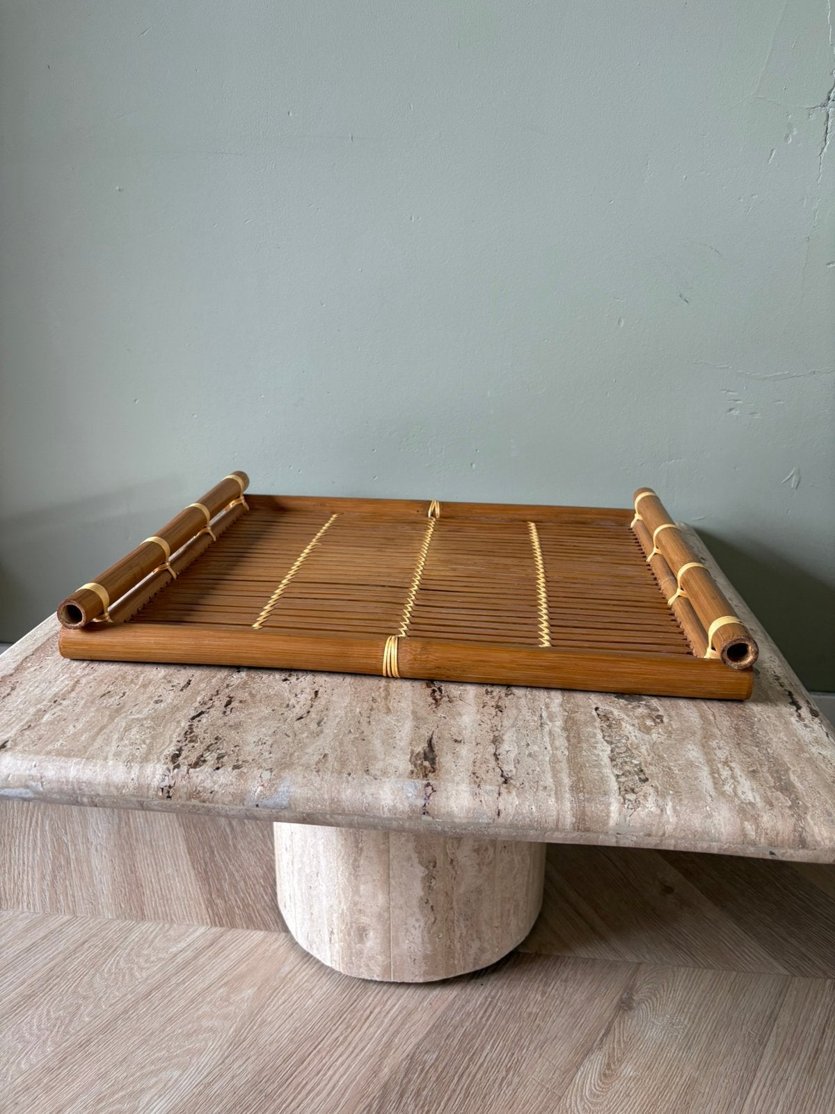 Vintage bamboe en rotan dienblad – Jaren 60/70 – 48 cm, Huis en Inrichting, Woonaccessoires | Dienbladen, Handgemaakt, Natuurlijk materiaal