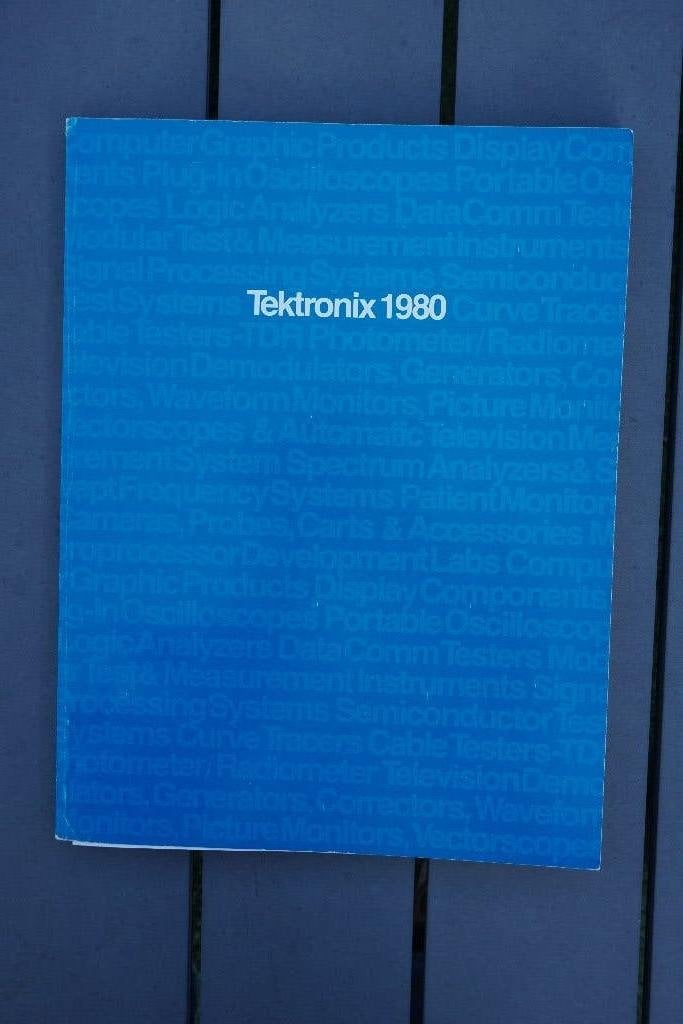 Tektronix 1980 catalogus + 1969 "new products" brochure, Doe-het-zelf en Verbouw, Meetapparatuur, Gebruikt, Elektriciteit, Verzenden