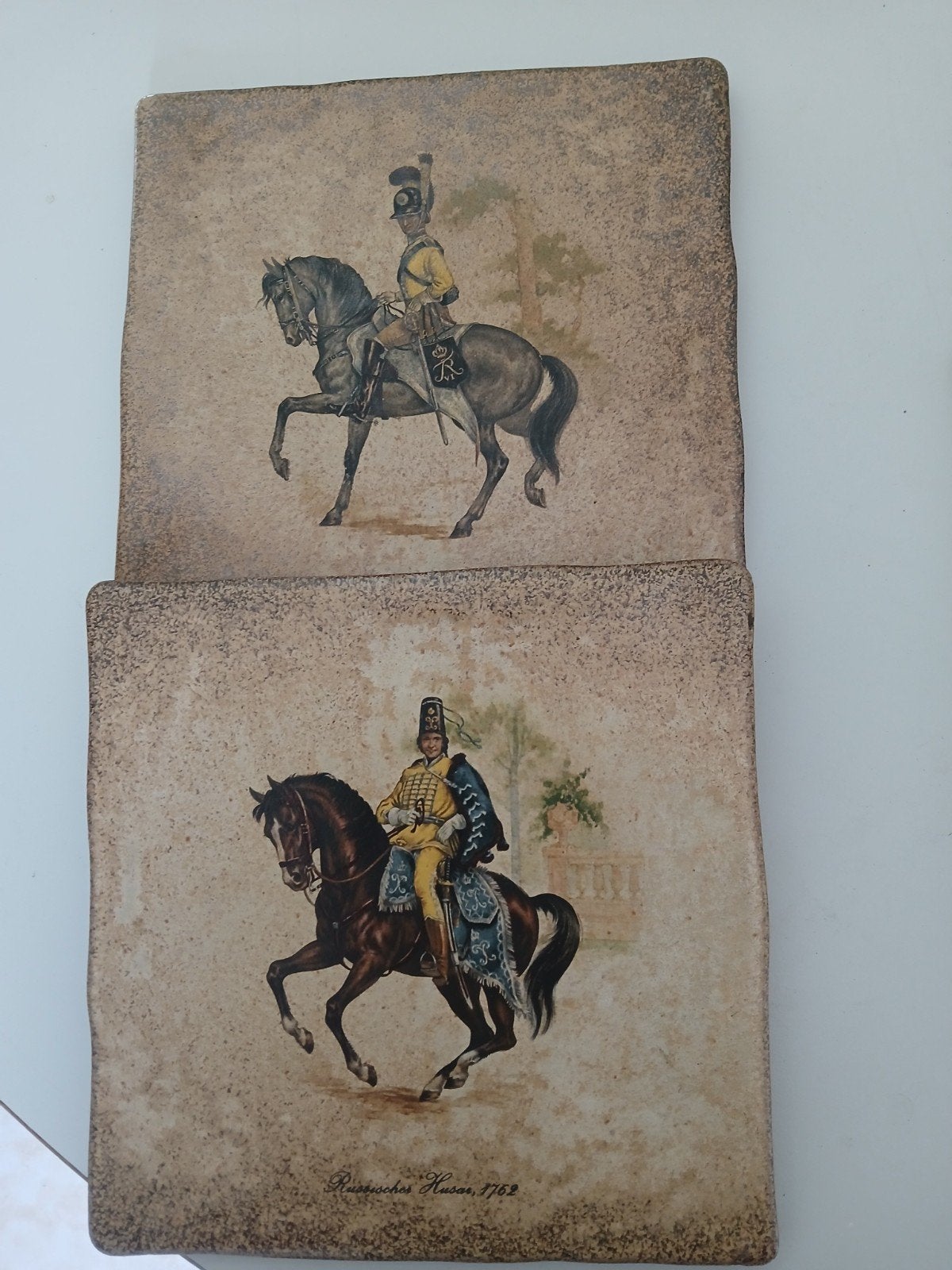 2x oude Tegels, Ophalen of Verzenden