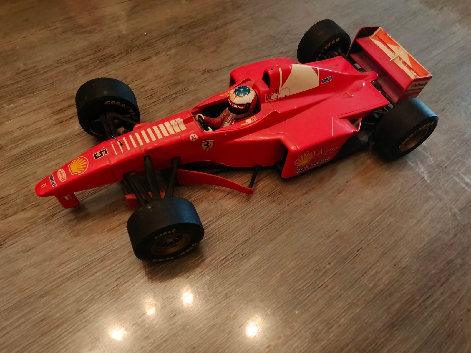 Schade model Ferrari F310/B 1997 Formule 1 auto, Minichamps, Gebruikt, Auto, DSR