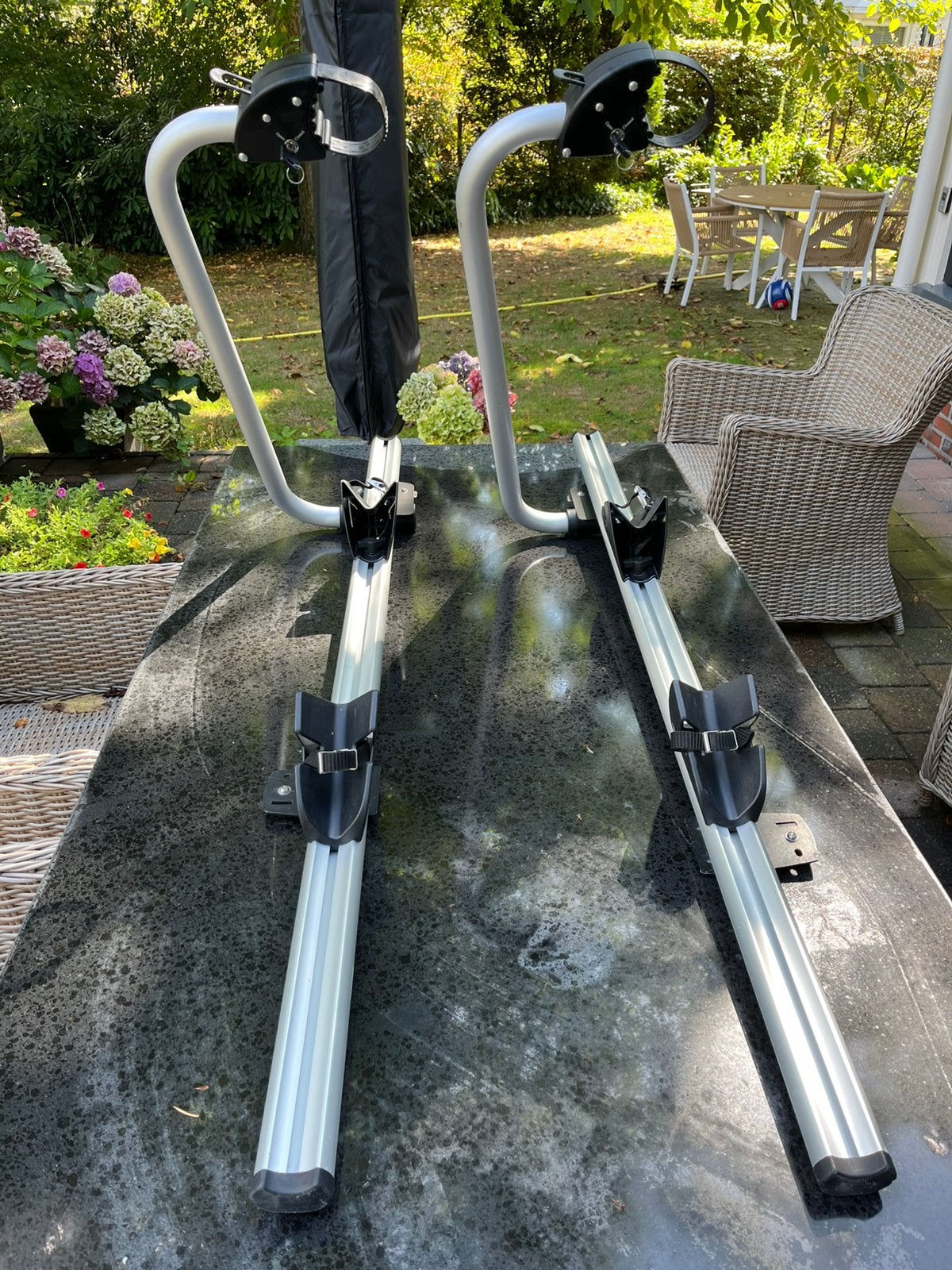 BMW (Thule) fietsdragers voor dakdragers, Auto diversen, Ophalen, Zo goed als nieuw, Dakdrager