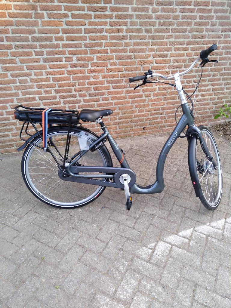 Stella Nantes Elektrische fiets lage instap €999,-, Zo goed als nieuw, Minder dan 47 cm, 50 km per accu of meer, Ophalen