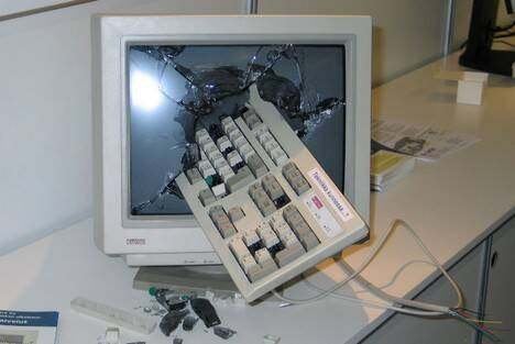 GEZOCHT. Kappote Pc's Of Pc Onderdelen., Computers en Software, Met monitor, Minder dan 4 GB, 8 GB, Zelf gebouwde pc