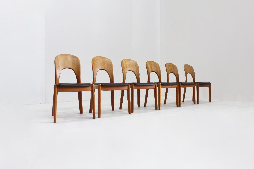 Vintage Deense eetkamer stoelen Niels Koefoed massief teak, Vintage, Scandinavisch, Bruin, Ophalen of Verzenden, Zo goed als nieuw