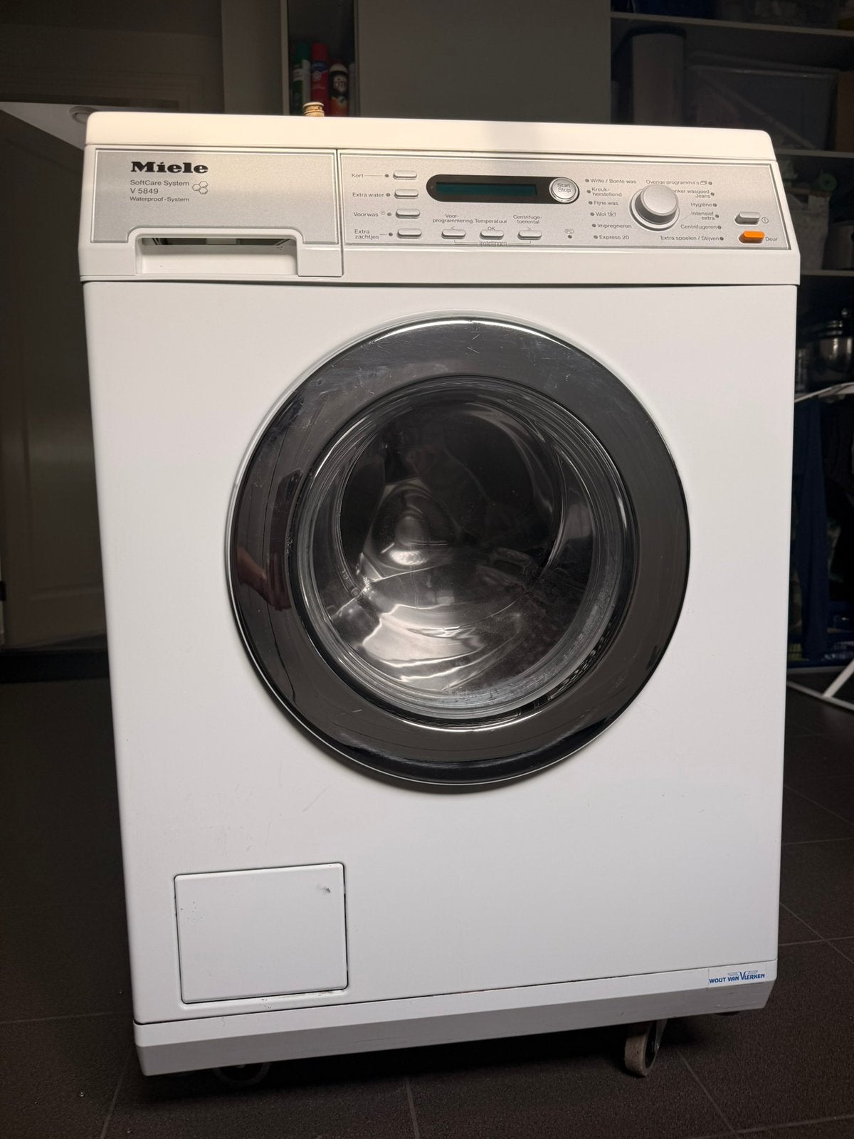 Miele V5849 wasmachine met klein defect, Witgoed en Apparatuur, Ophalen, 1200 tot 1600 toeren, Gebruikt, Voorlader