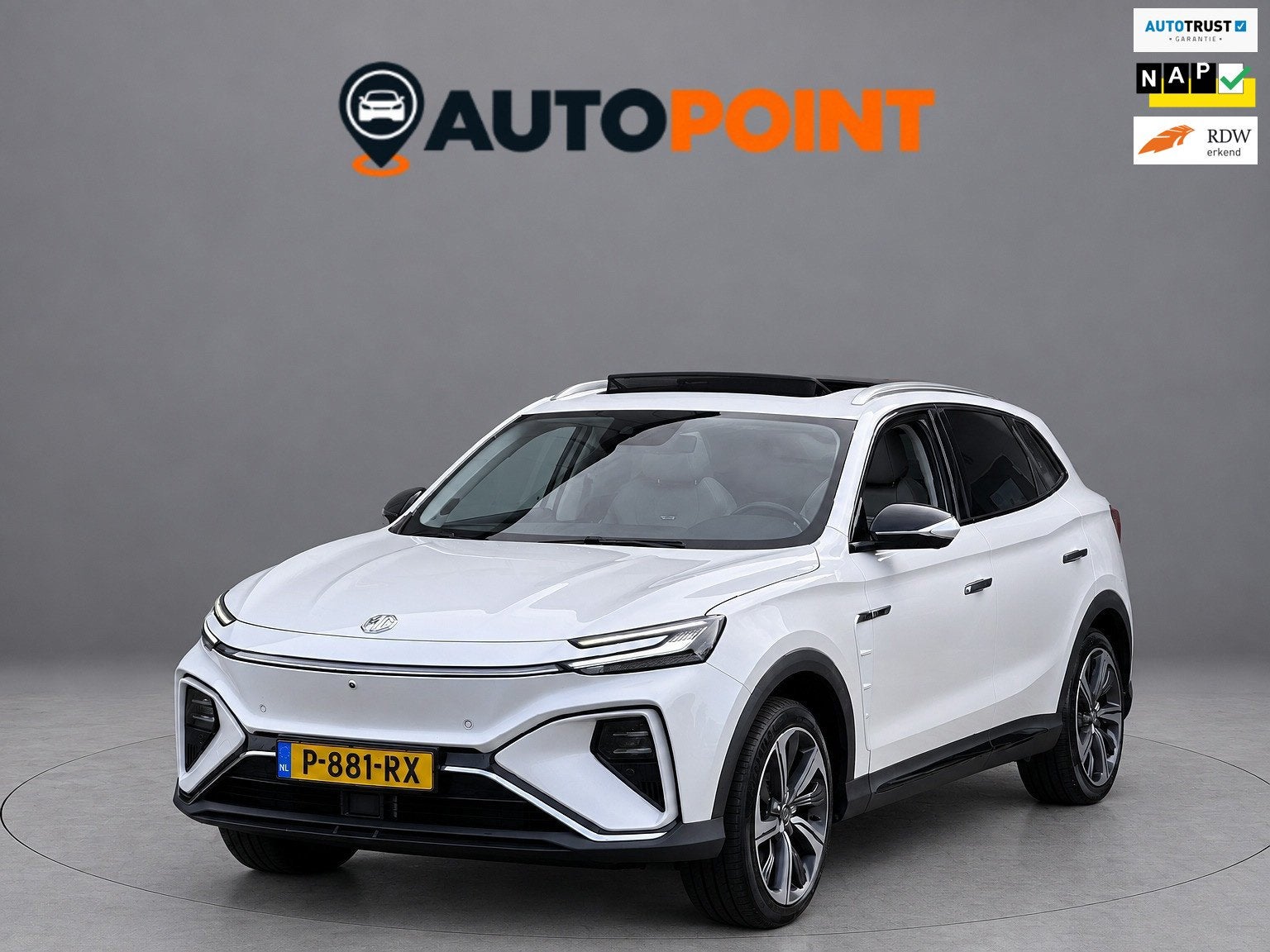 MG Marvel R Exclusive 70 kWh SOH 94.22% PANO BOSE TREKHAAK L, Automaat, Dealer onderhouden, 370 km, Wit