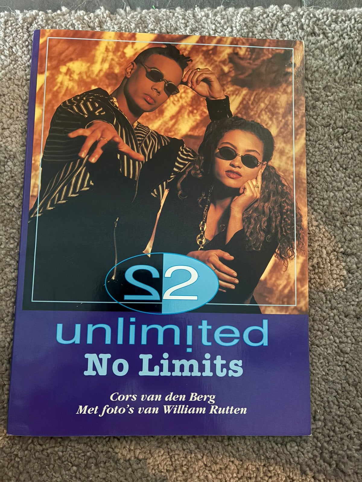 2 Unlimited - No Limits - boek - zeldzaam, Ophalen of Verzenden, Gelezen, Artiest