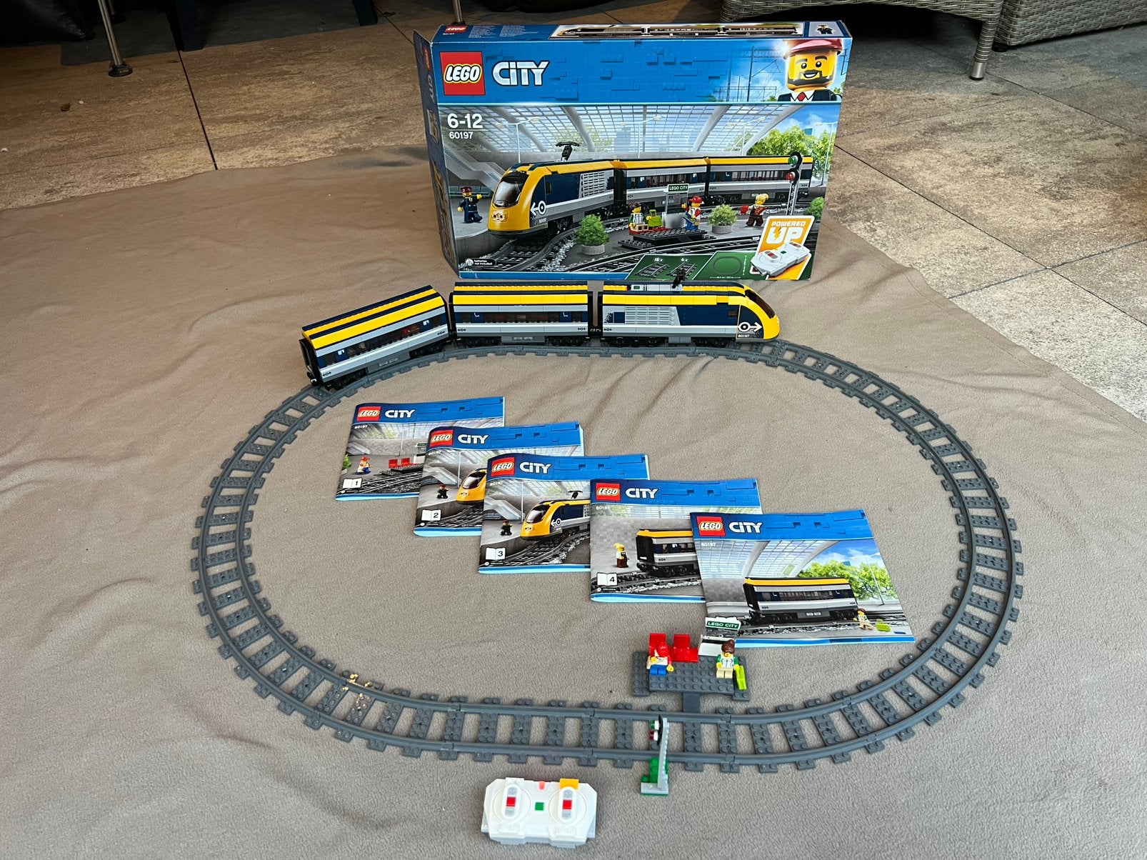 Lego city trein 60197 en 60205, City, Lego, Ophalen of Verzenden, Zo goed als nieuw