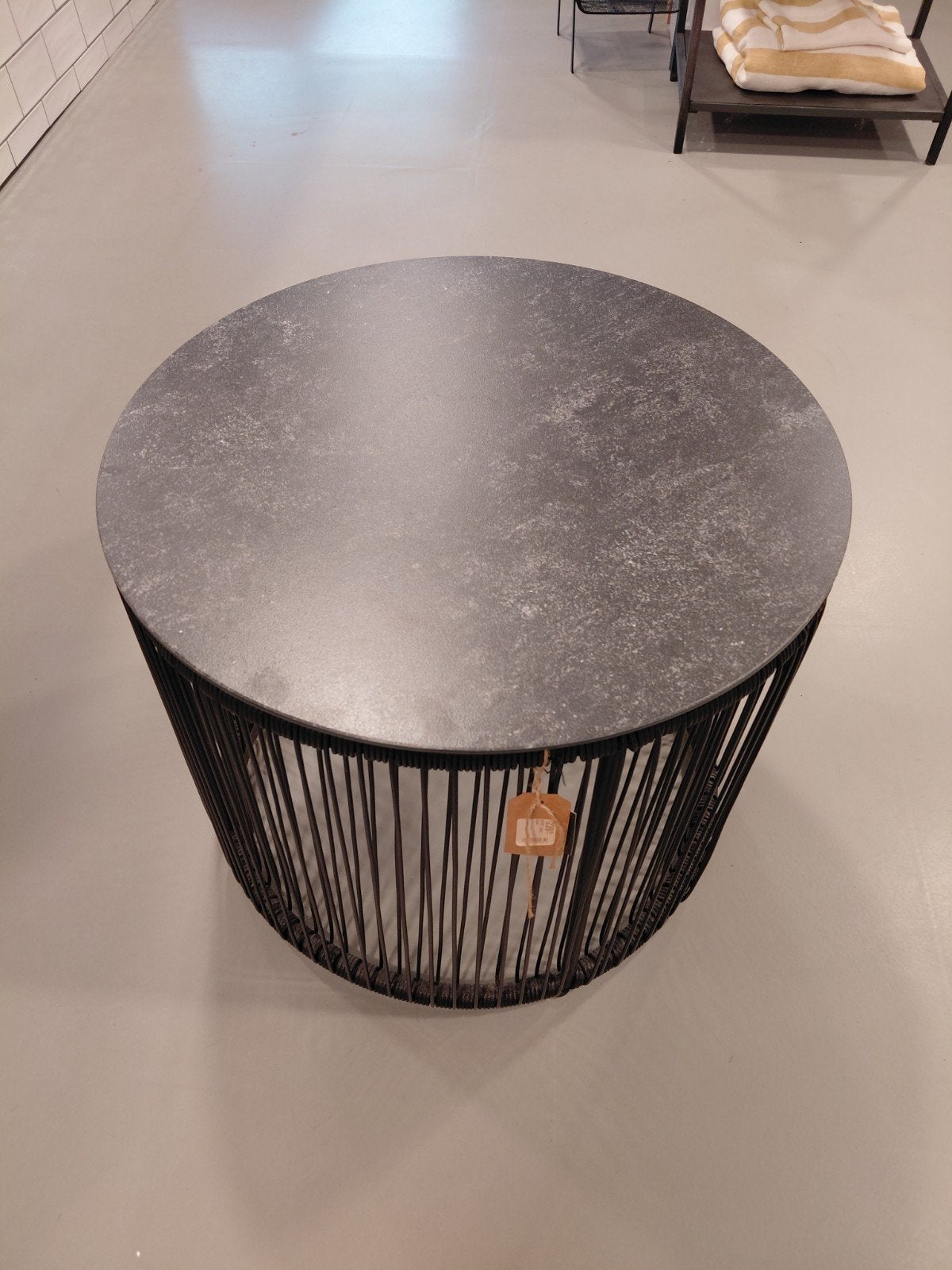 Ronde salontafel met metalen frame en stenen blad, Ophalen, 50 tot 100 cm, Overige materialen, Rond