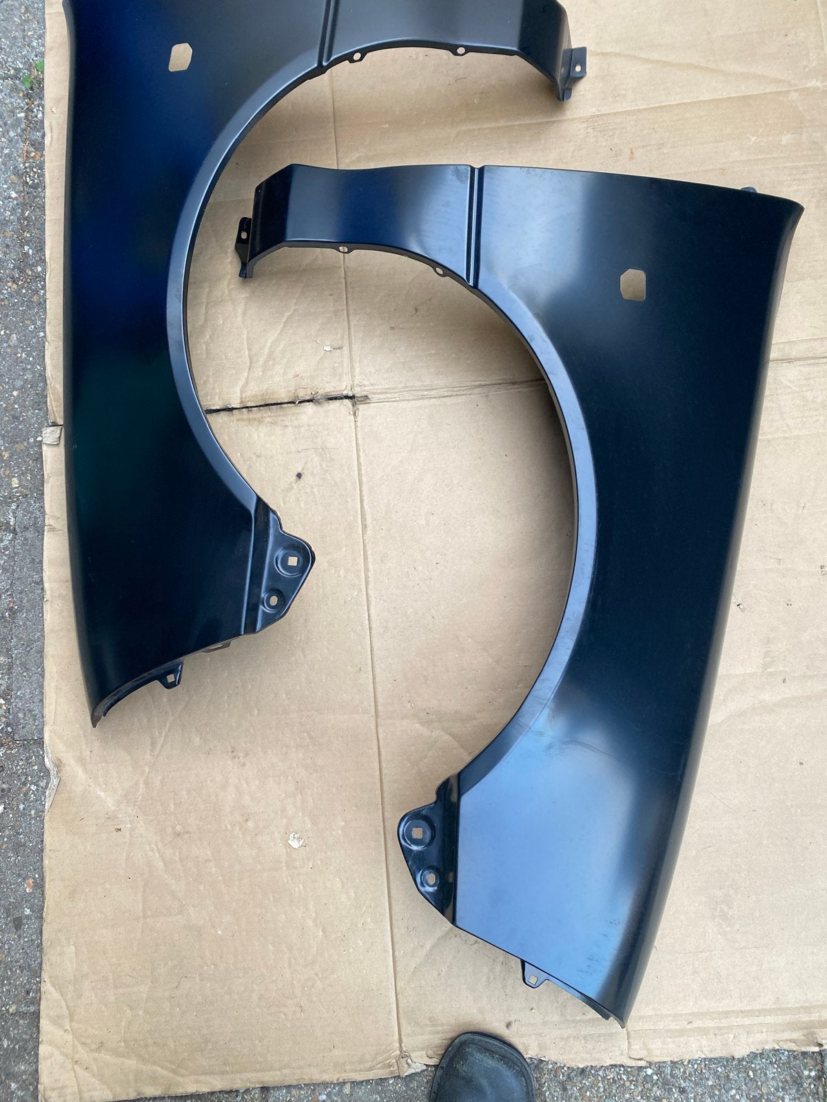 Nieuwe voorschermen L+R Suzuki Swift 1989-1996, Voor, Nieuw, Ophalen of Verzenden, Spatbord