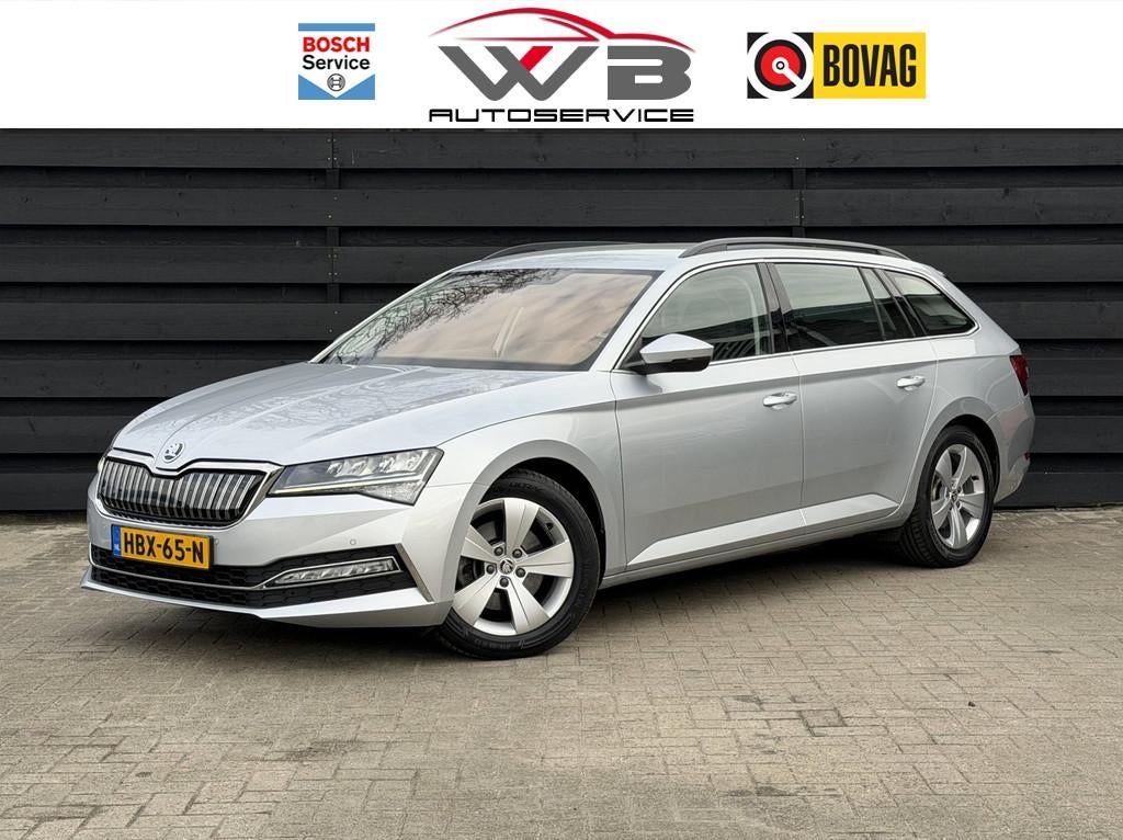 Skoda Superb Combi 1.4 TSI iV Business Edition Plus I Trekha, Auto's, Skoda, Stof, Gebruikt, Plug-in hybride, 1600 kg