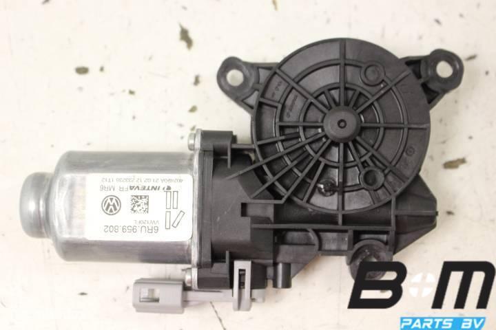 Raammotor RV (bijrijderskant) Volkswagen Up! 3 deurs, Gebruikt