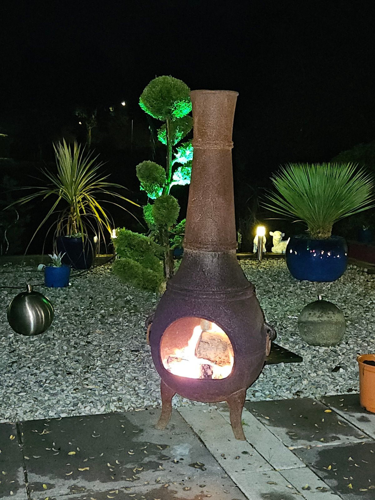Schitterende Gietijzeren Buitenkachel - 2 Delen, Tuin en Terras, Ophalen of Verzenden, Gebruikt