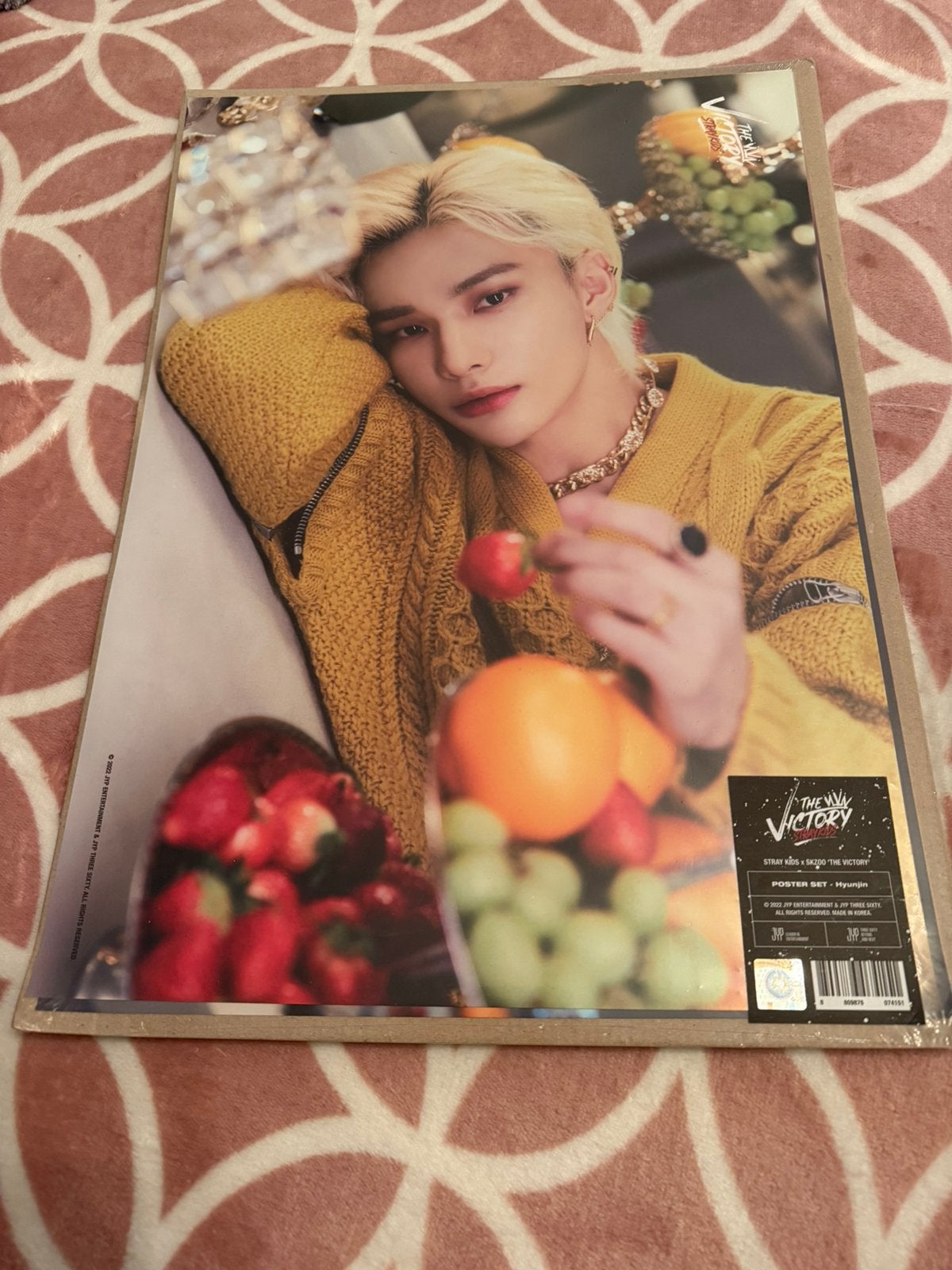 Stray Kids The Victory Hyunjin poster set, Ophalen of Verzenden, Nieuw, Foto of Kaart