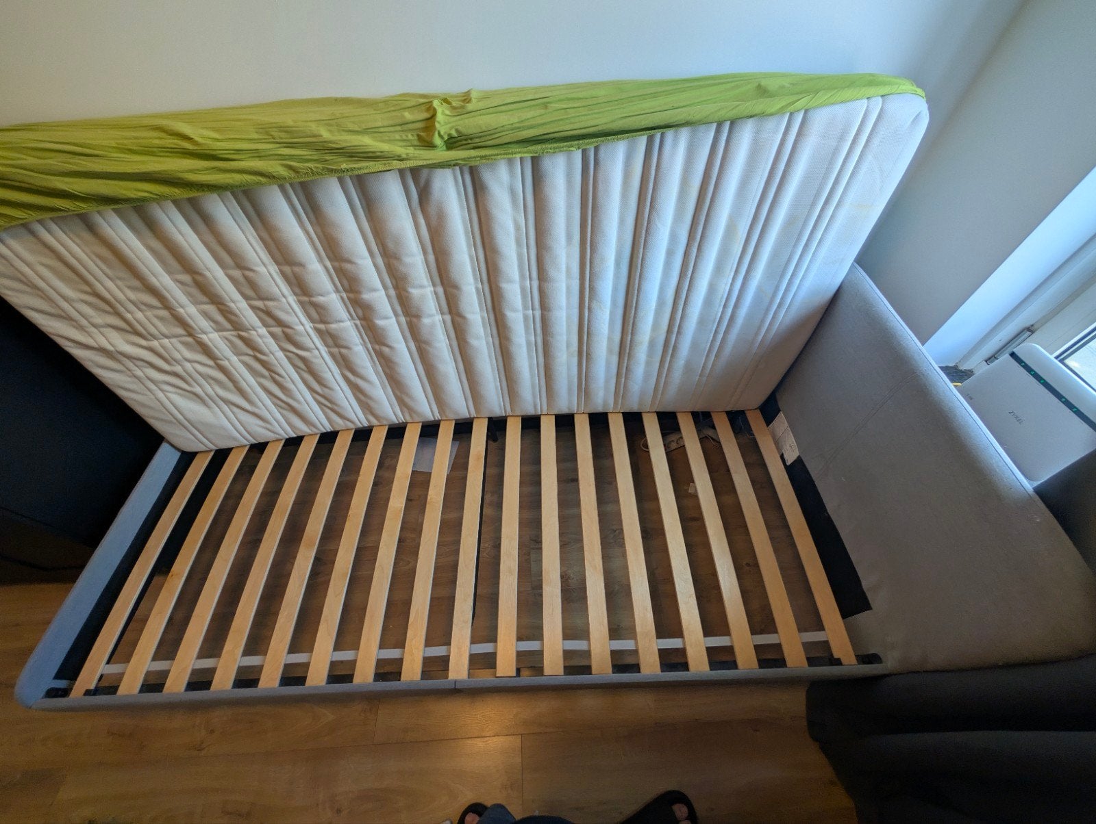 Ikea bed 95x210 cm met matras (90x200 cm), Huis en Inrichting, Slaapkamer | Bedden, Ophalen, Gebruikt, Eenpersoons, 210 cm