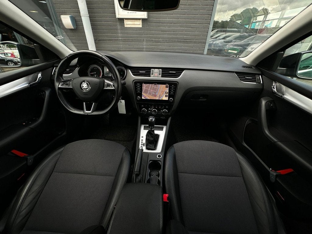 Skoda Octavia Combi 1.5 TSI Greentech Business Edition/1STE, Auto's, Skoda, Euro 6, 4 cilinders, 150 pk, Zwart